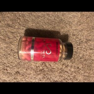 Sealed Hairfinity vitamins Exp: 09/2022